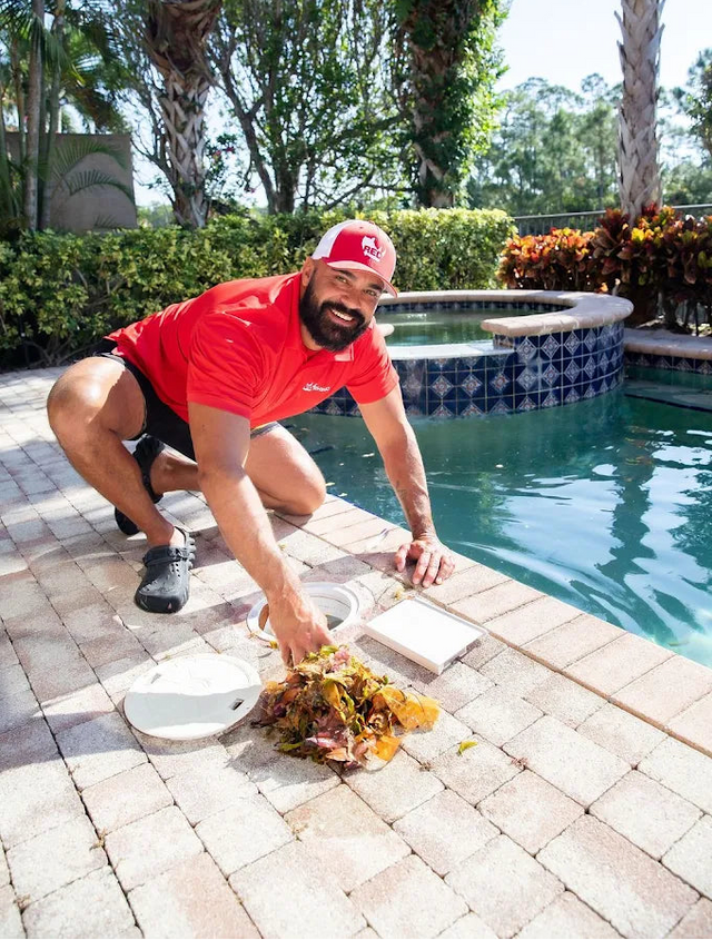 RED RHINO - The Pool Leak Experts